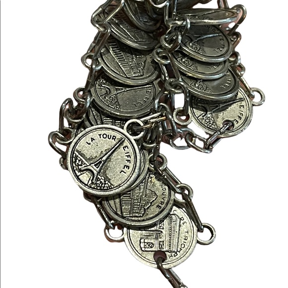 Vintage 1960s Silver Paris Eiffel Tower Travel Vacation coin link bracelet - Picture 8 of 10